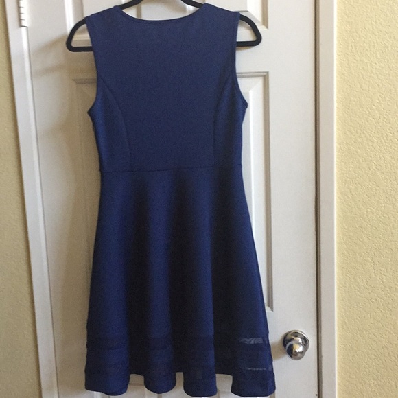 Lulu’s Mesh Dress - Picture 5 of 8